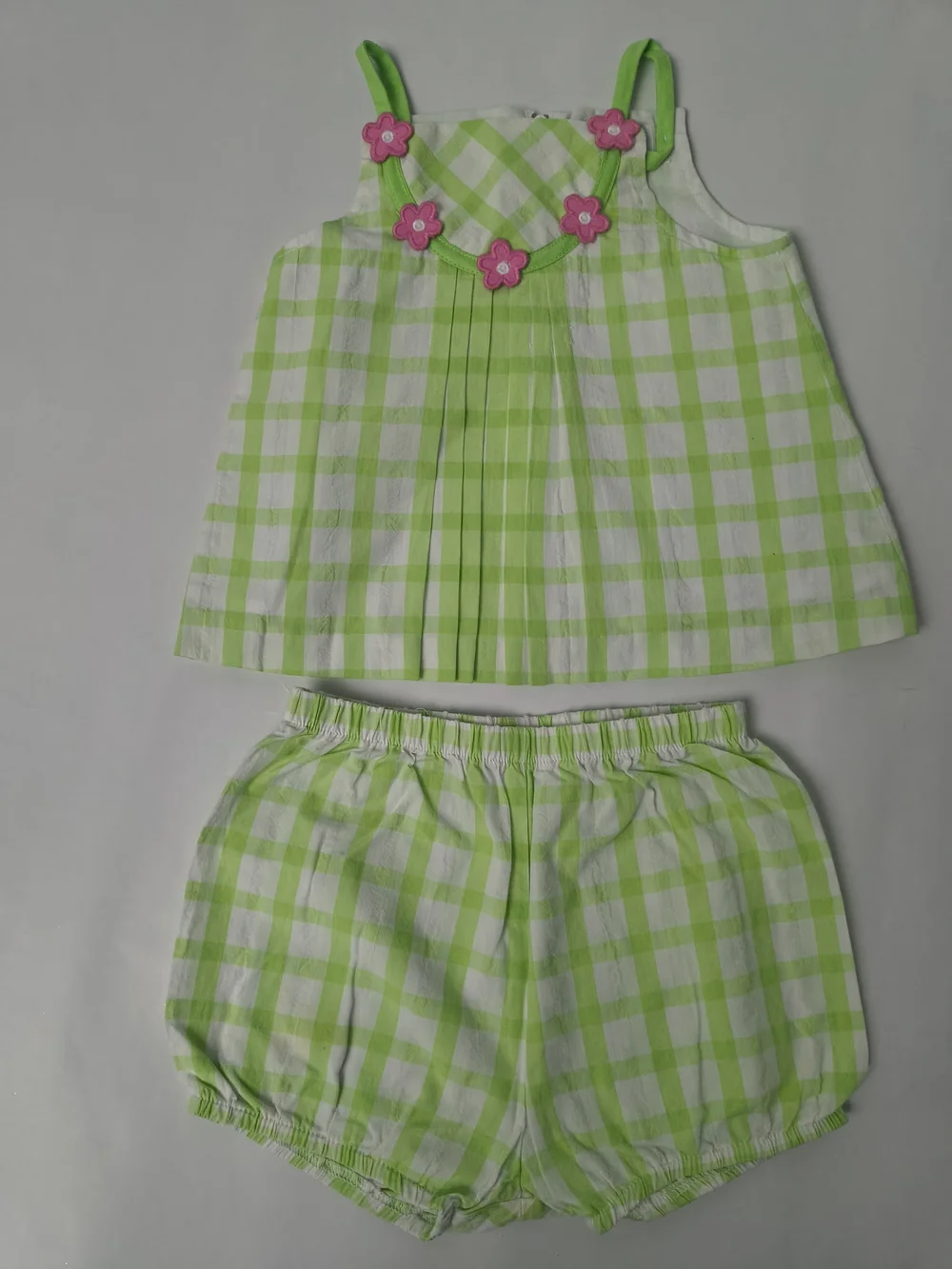 Girls' Green Check Two-Piece Summer Set with Pink Flower Accents